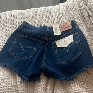 Dark wash Levi’s 501 women’s shorts